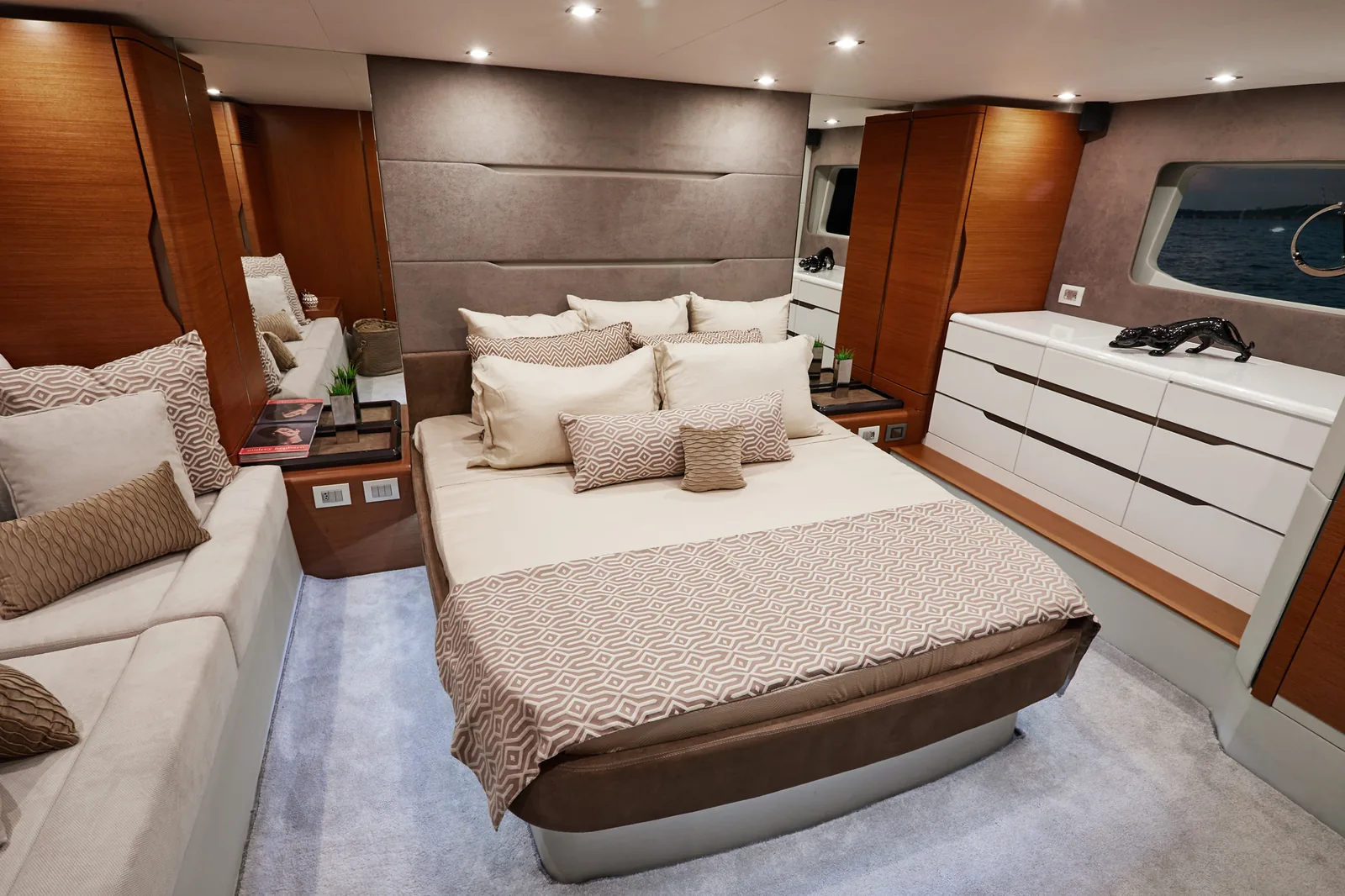 Master cabin of the Schaefer 660 looking aft
