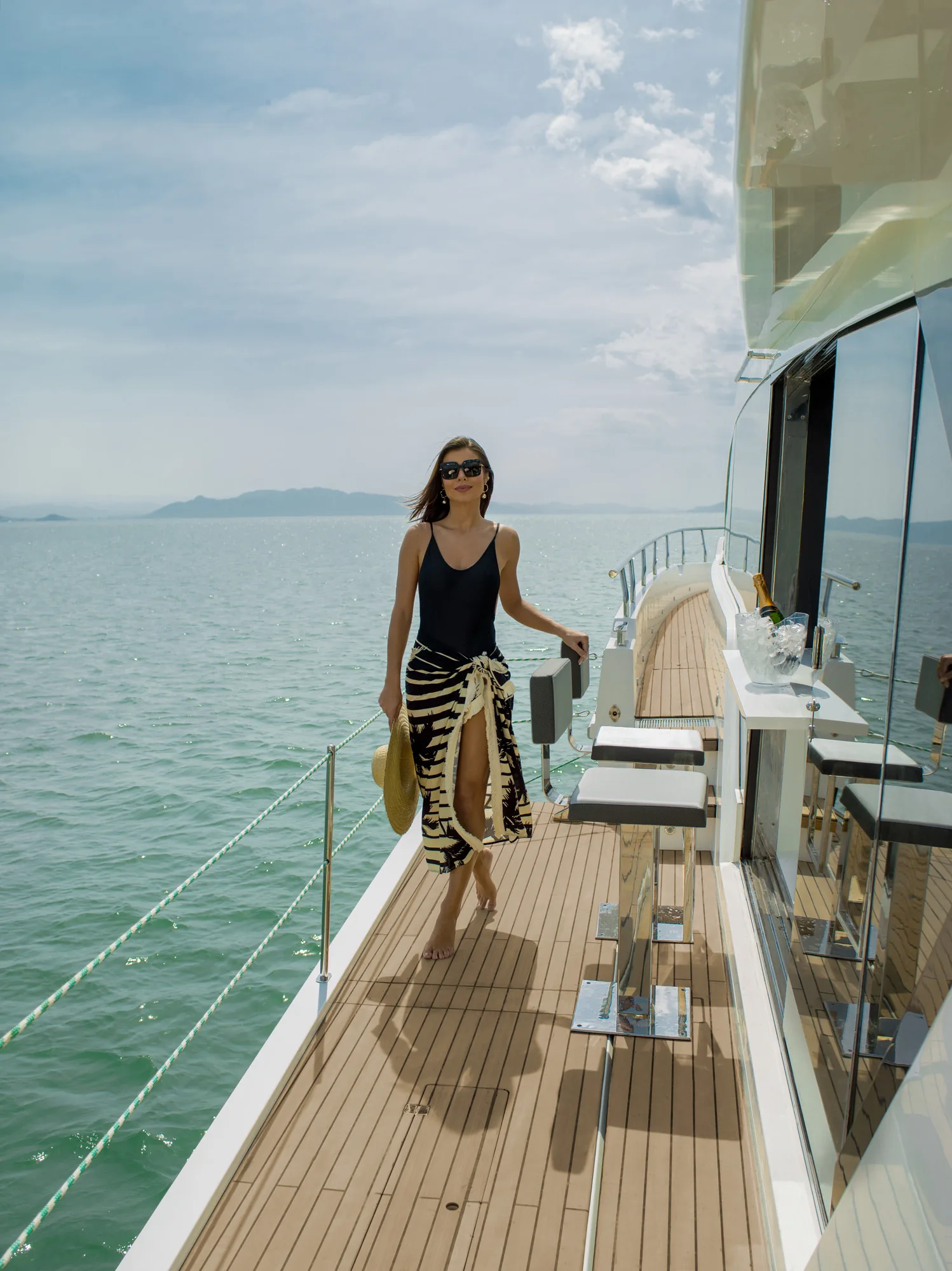 Side balcony of the Schaefer 770 open over the water
