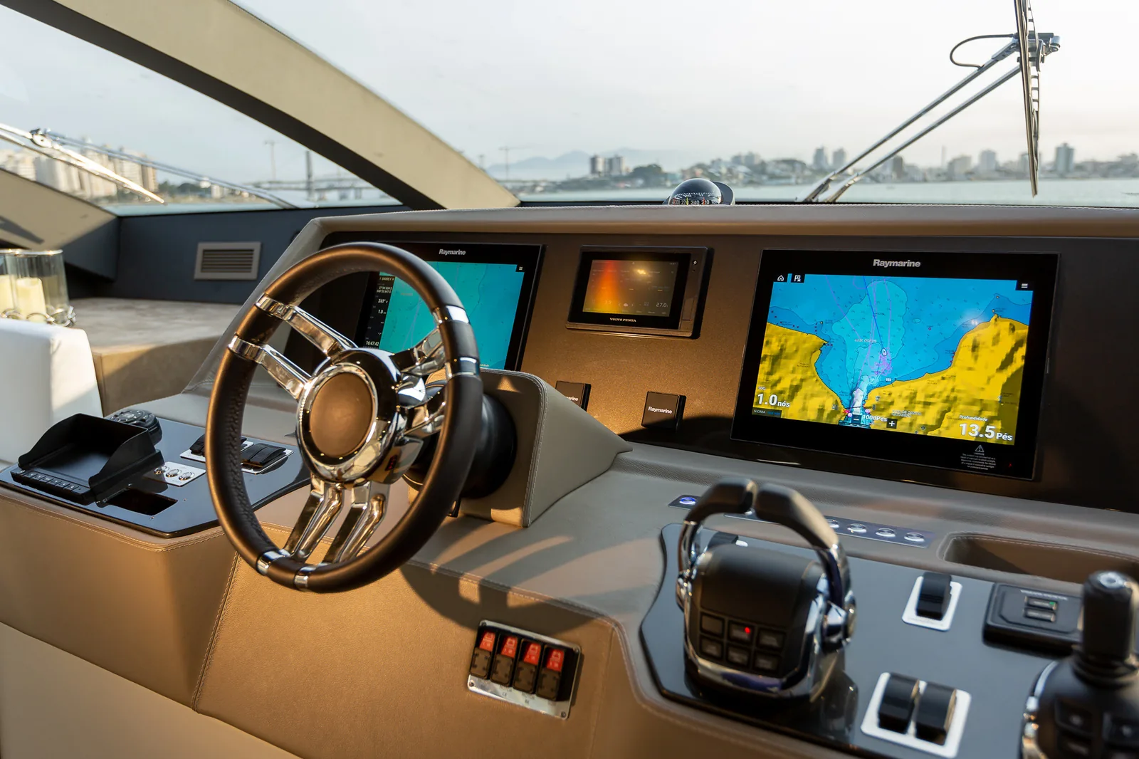 Lower helm station of the Schaefer 770 with multi-touch displays