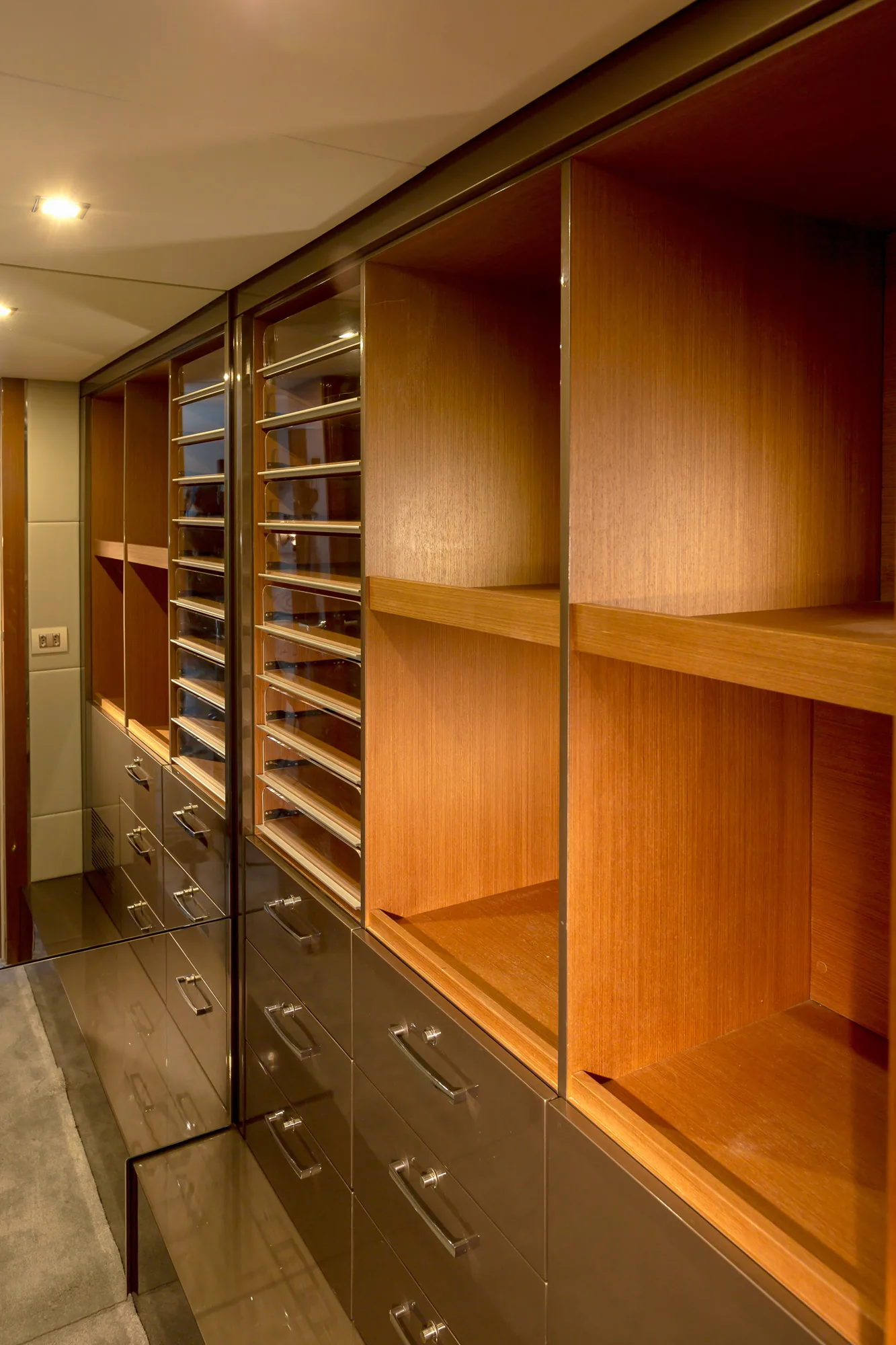 Wardrobe and storage in a Schaefer 770 cabin