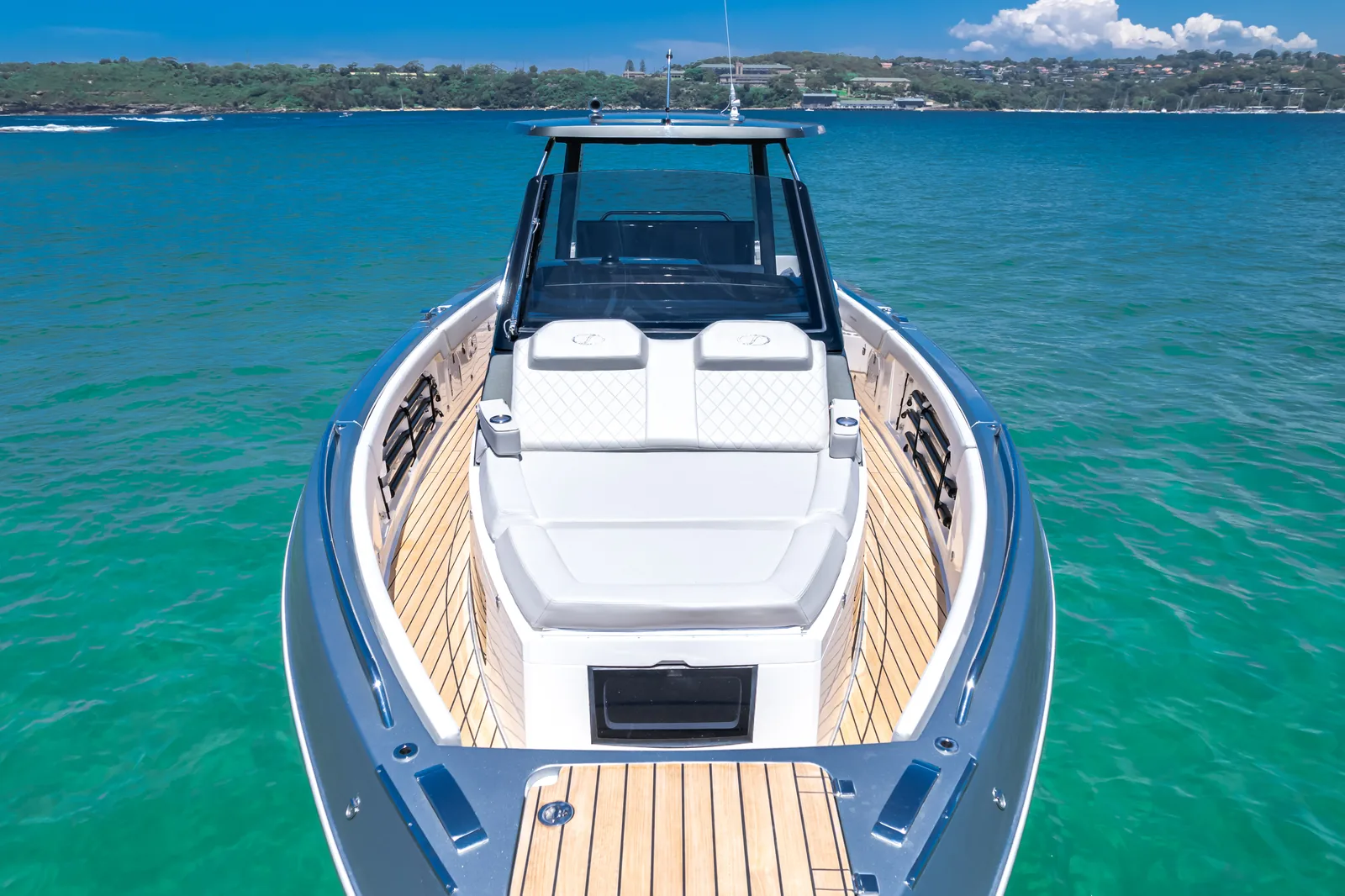 Top-down view of the Schaefer V33 foredeck and sun pad