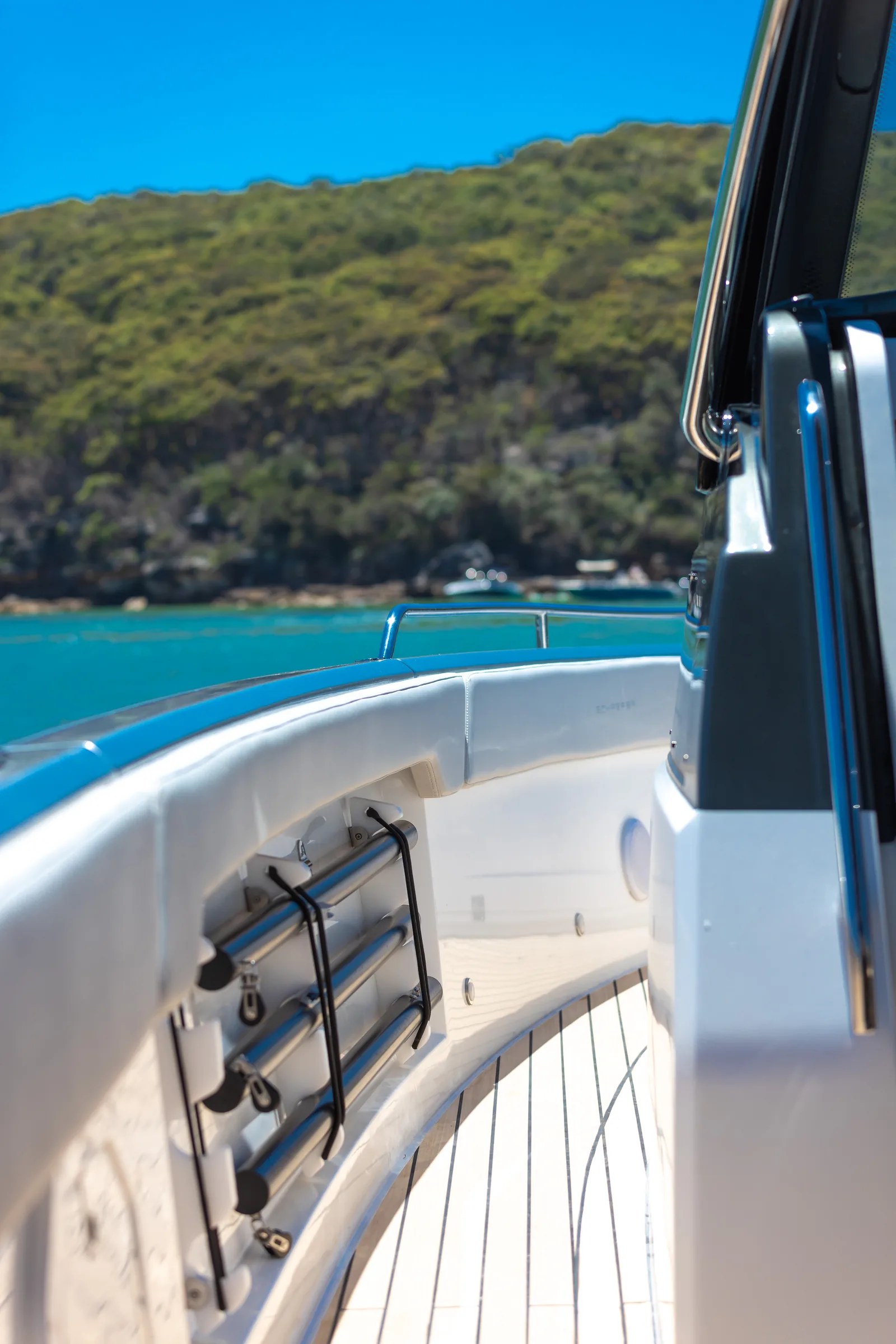 Foredeck detail of the Schaefer V33 with bow rail and seating