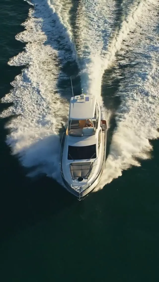 Schaefer 510 GT running at speed